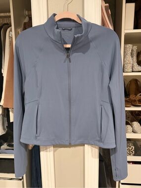 Athleta Salutation Cropped Jacket *NWOT*